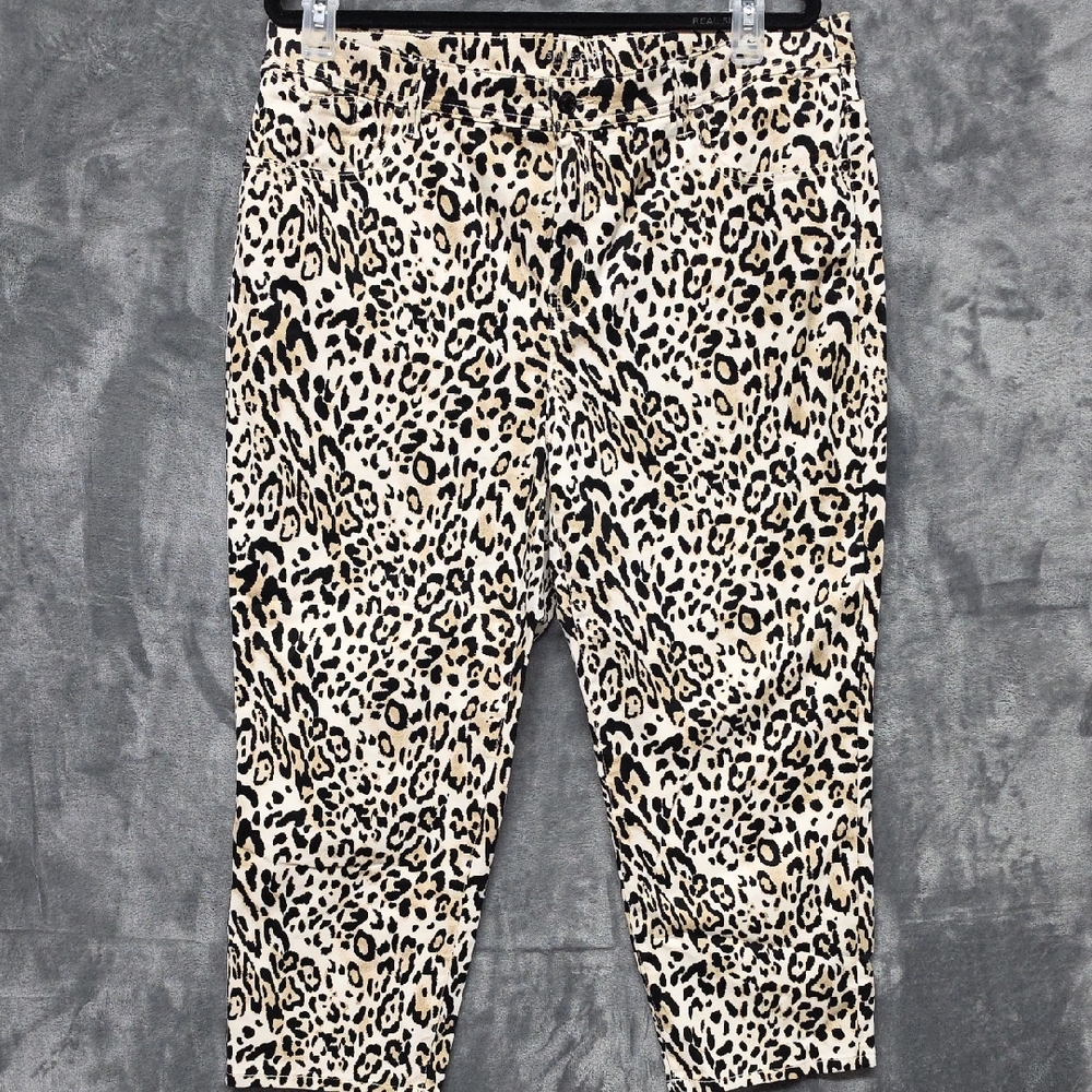 Chico's Animal Print Capris in Cream and Black sz 3(16)